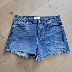 L.T.J. Denim Los Angeles Jean Shorts Women's sz M Denim Cut-off Mid Rise Shorts